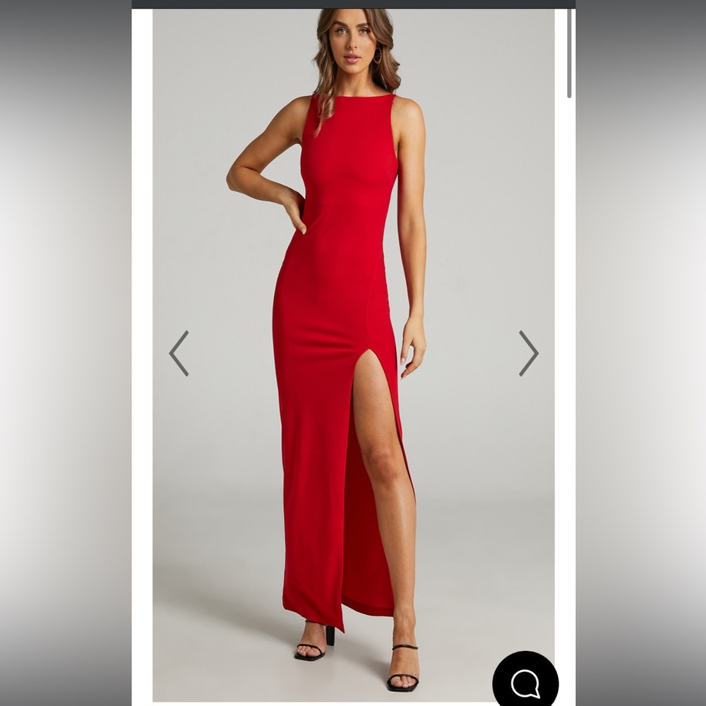 INDI MAXI DRESS - BOAT NECK BODYCON DRESS IN RED
SHOWPO size 10